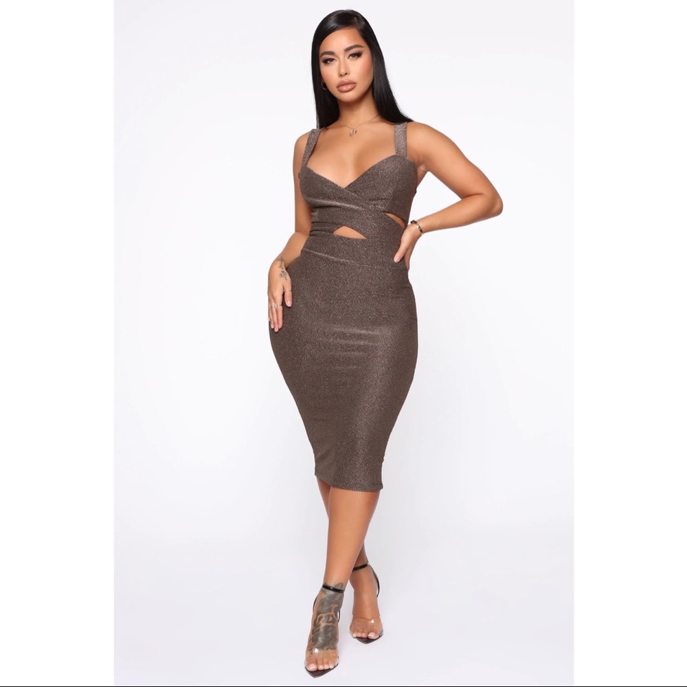 Fashion Nova Breanna Midi Dress